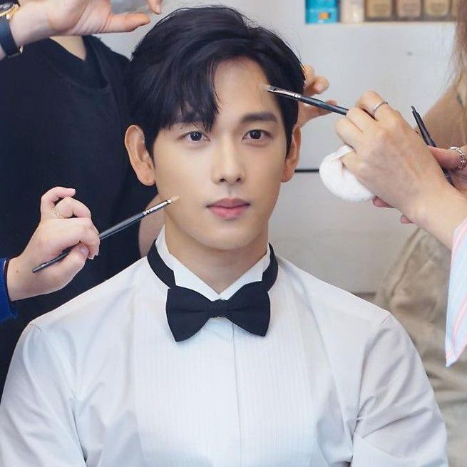 Recent activity shot of Lim Siwan