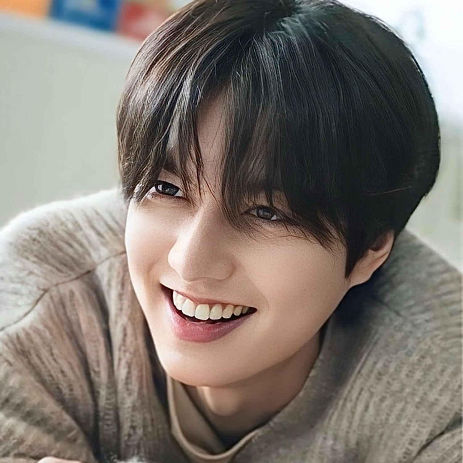 Recent activity shot of Lee Minho