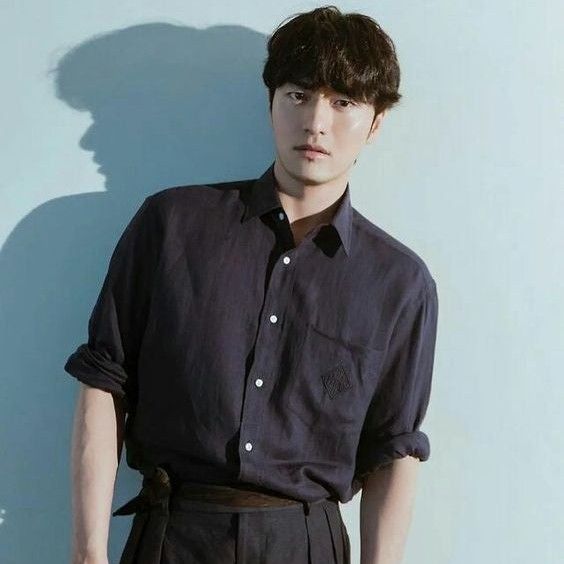 Latest photo of Lee Jinwook