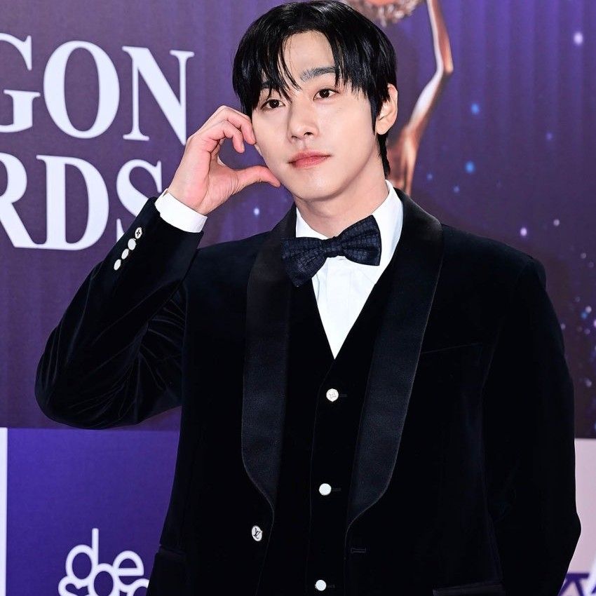 A moment captured by a fan of Ahn Hyoseop