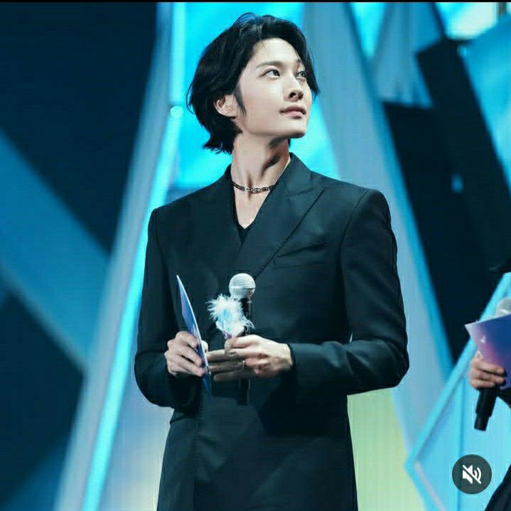 Latest photo of Lee Jongwon
