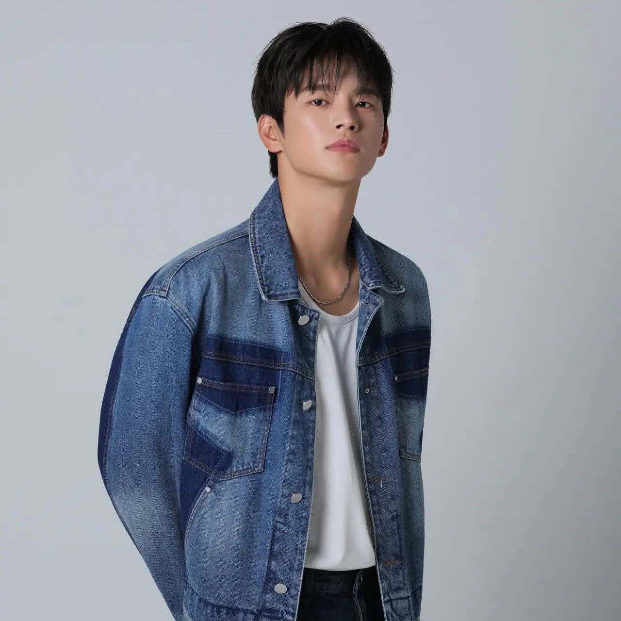 Recent activity shot of Seo Inguk