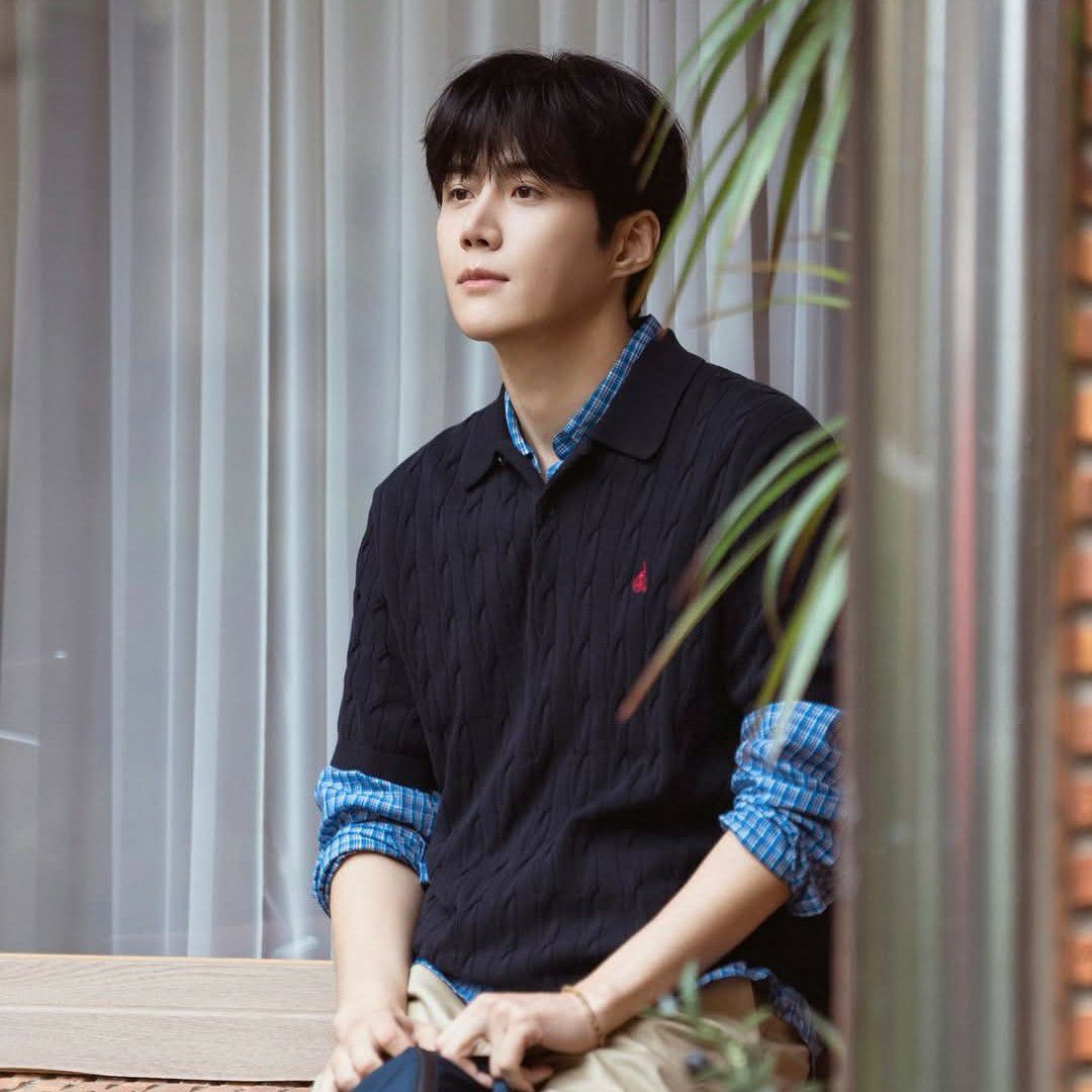 Latest photo of Kim Seonho