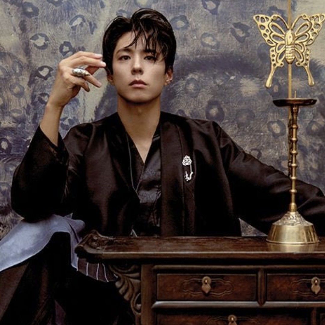 Recent activity shot of Park Bogum