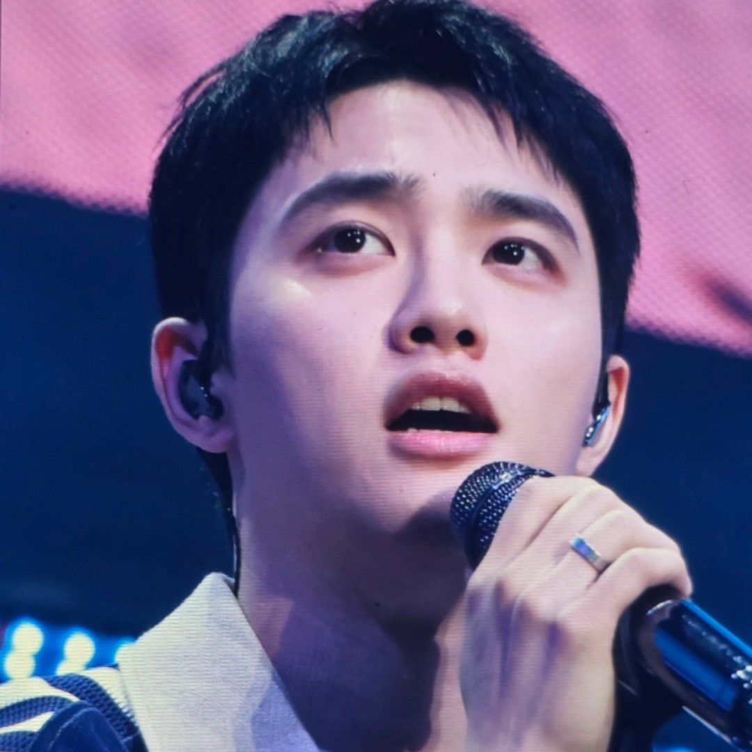 Behind-the-scenes cut of Doh Kyungsoo (D.O.)