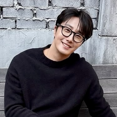 A moment captured by a fan of Jung Ilwoo
