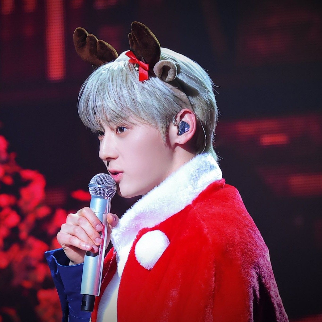 Latest photo of Hwang Minhyun