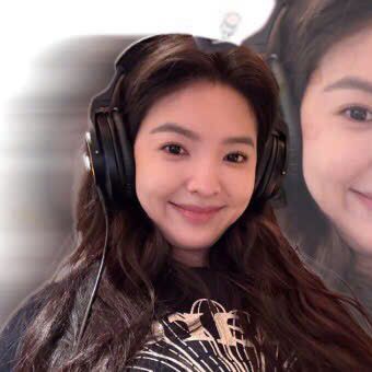 Latest photo of Zhang Ruonan