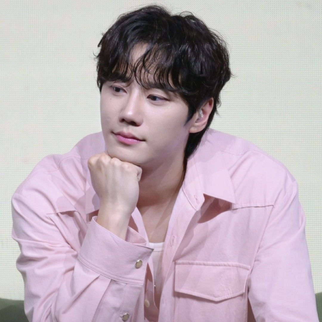 Latest photo of Lee Junyoung