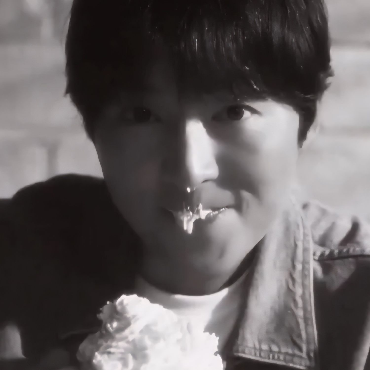 Behind-the-scenes cut of Song Joongki