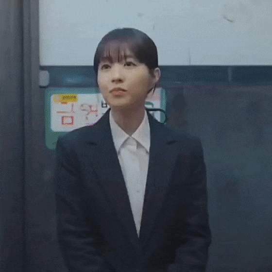 A moment captured by a fan of Park Boyoung