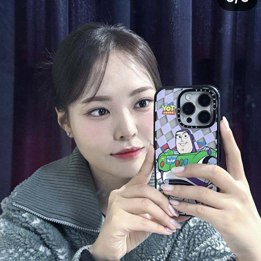 Behind-the-scenes cut of Miss Kim