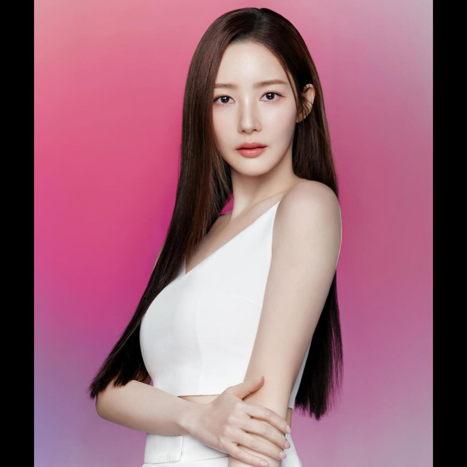 Latest photo of Park Minyoung