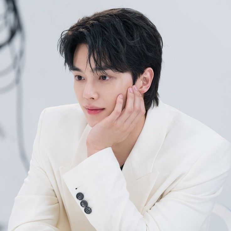 송강의 비하인드 컷