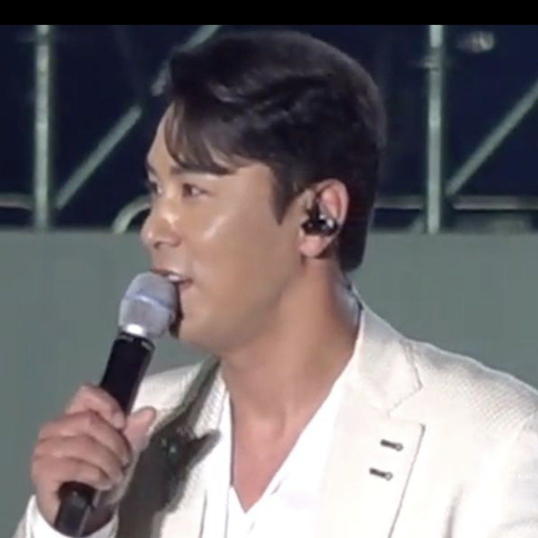 A moment captured by a fan of Jang Minho