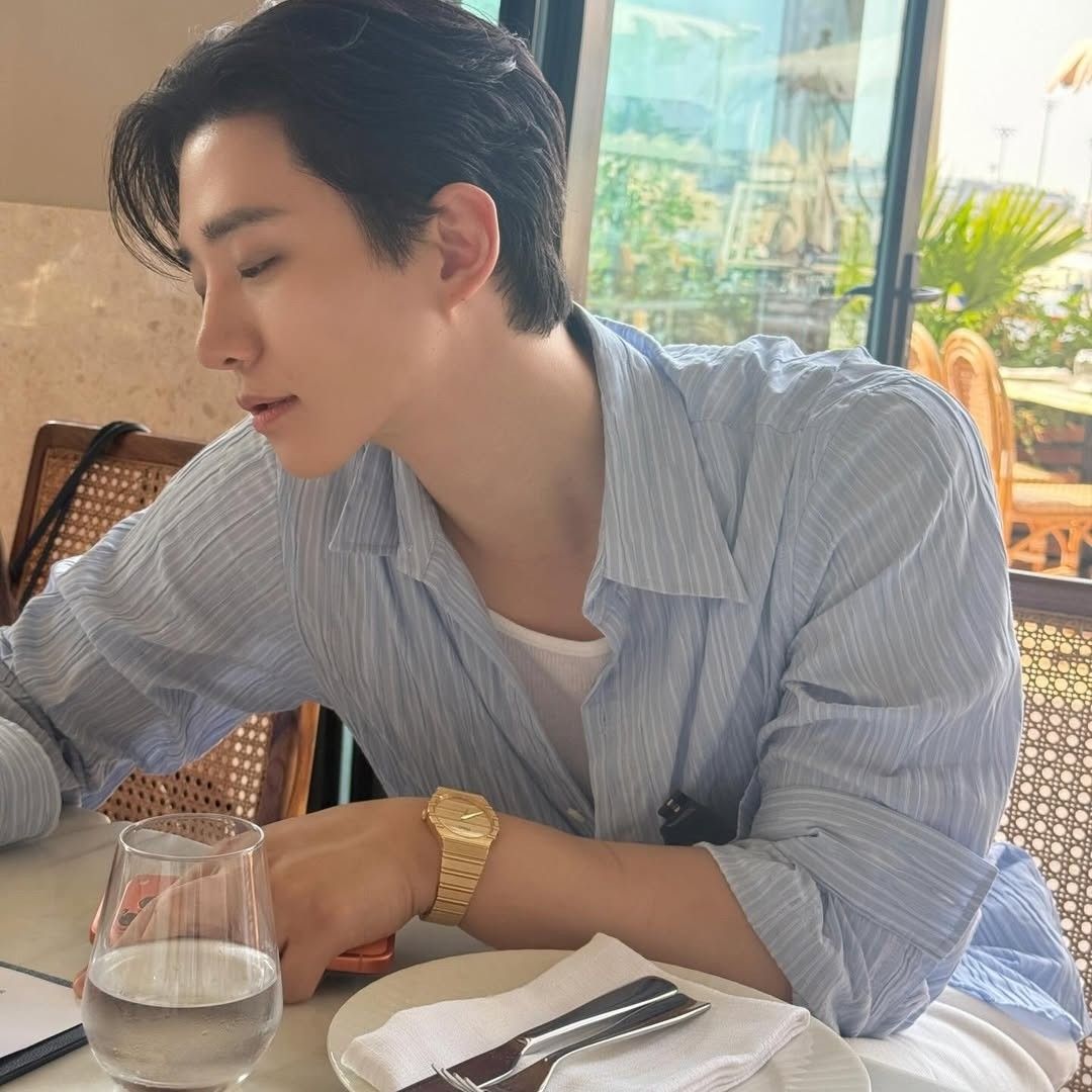 イ・ジュノの最近の活動ショット