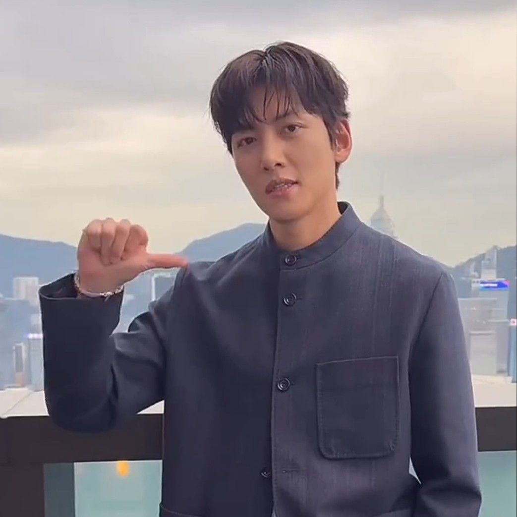 チ・チャンウクの最近の活動ショット