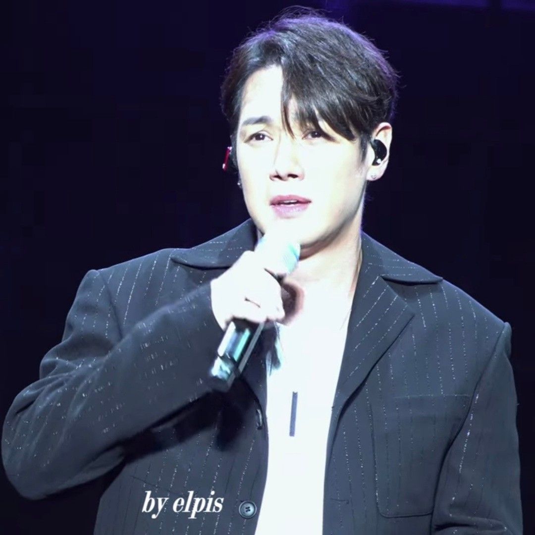 Latest photo of Hwanhee