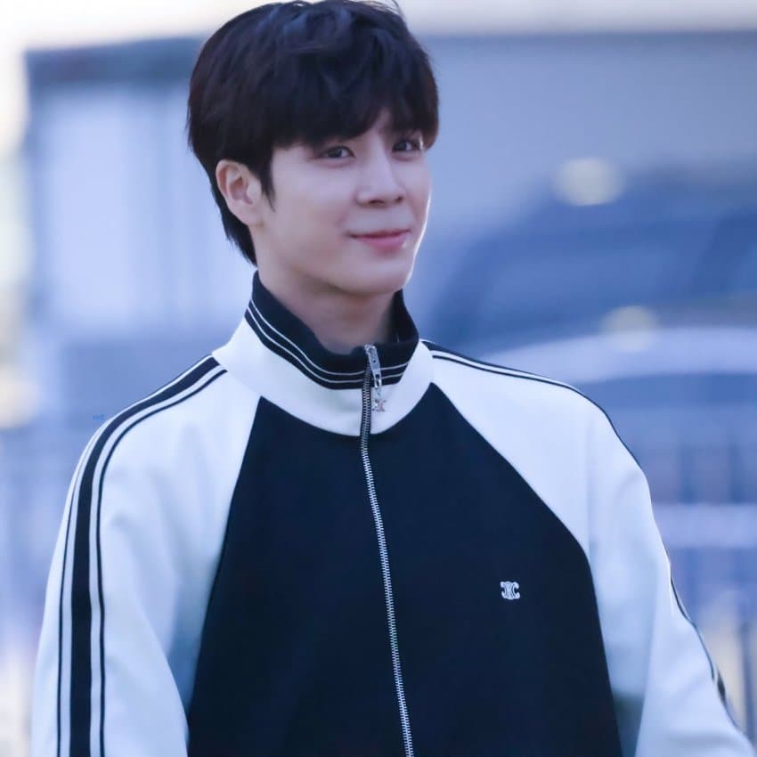 Foto terbaru dari Jeong Dongwon