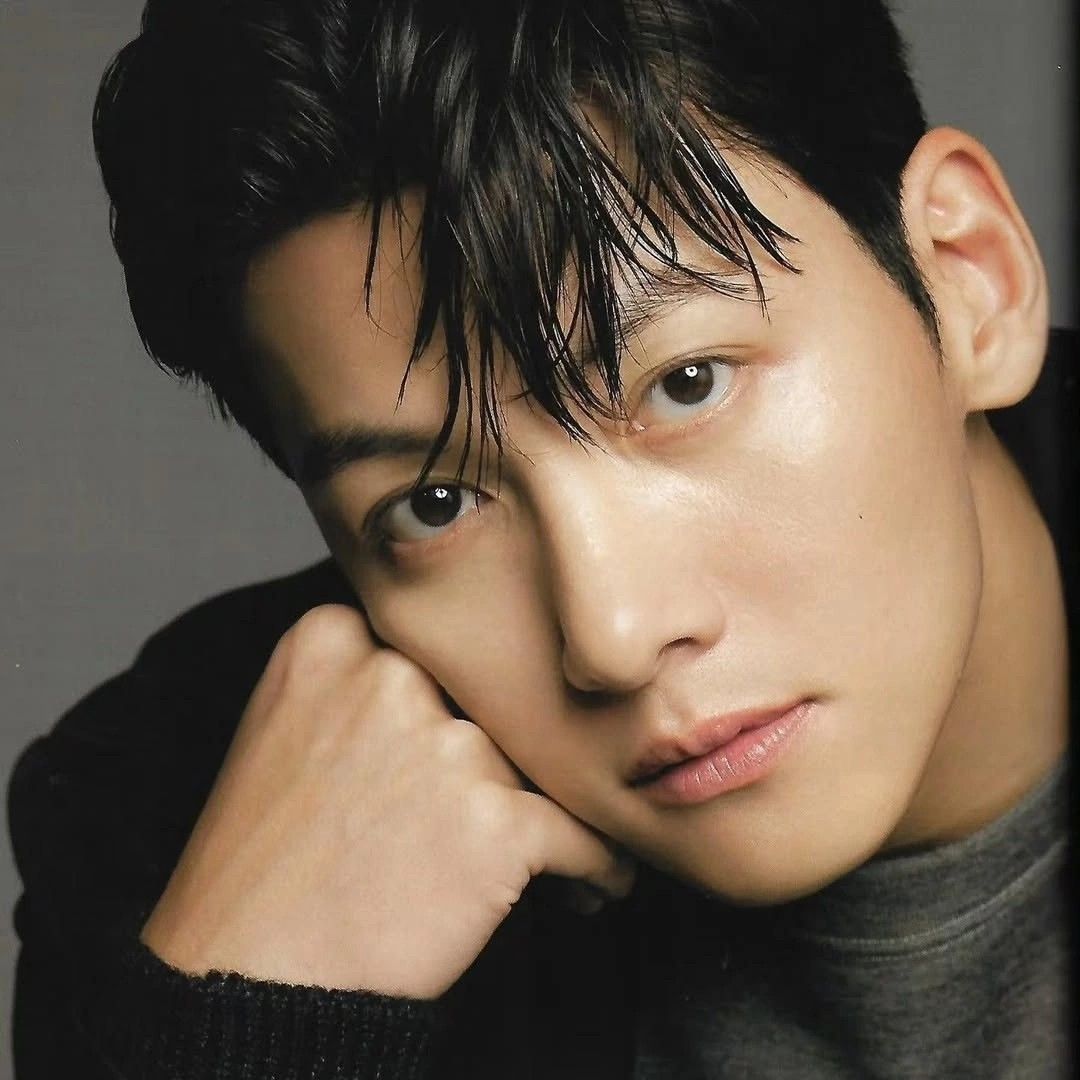 Recent activity shot of Ji Changwook