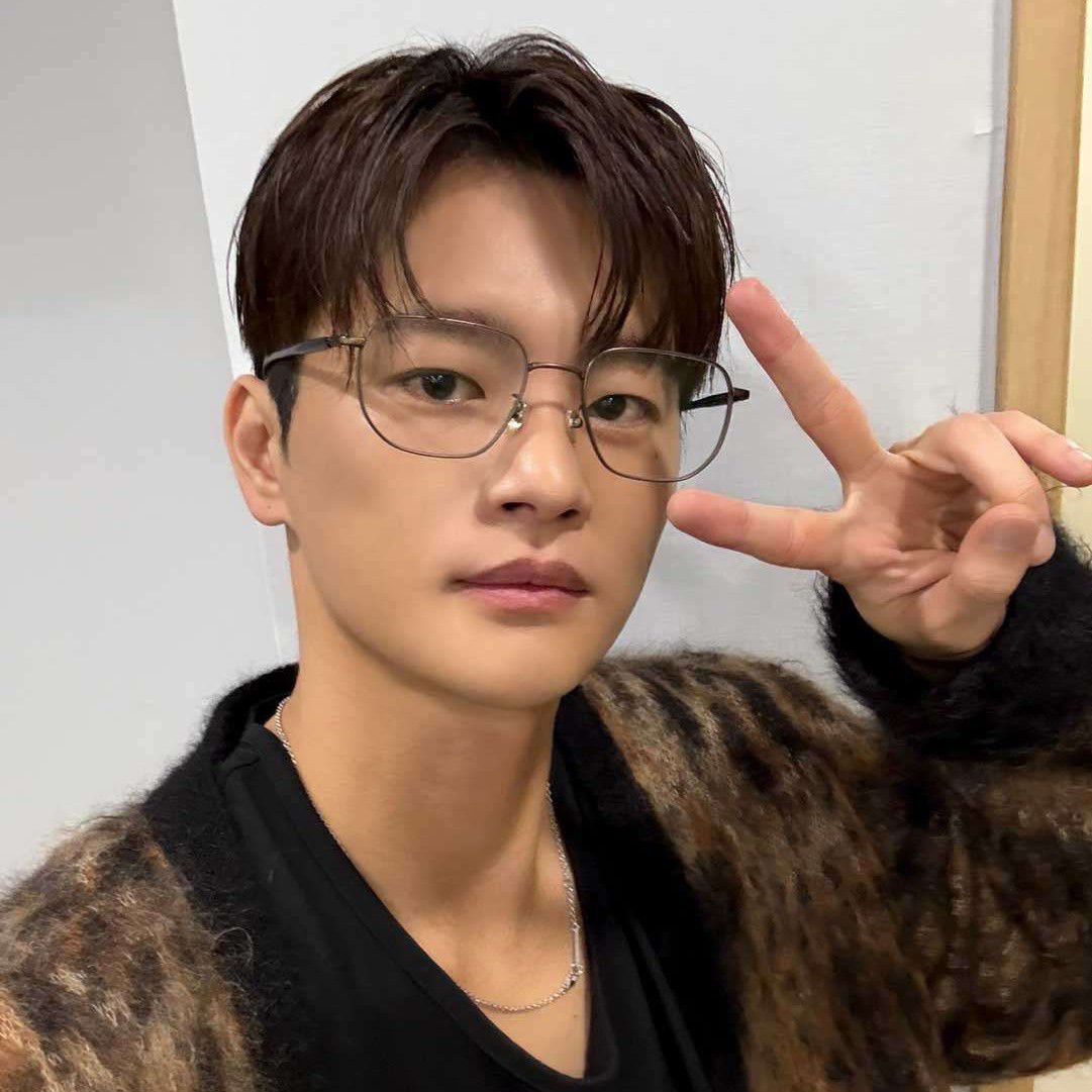 Behind-the-scenes cut of Seo Inguk