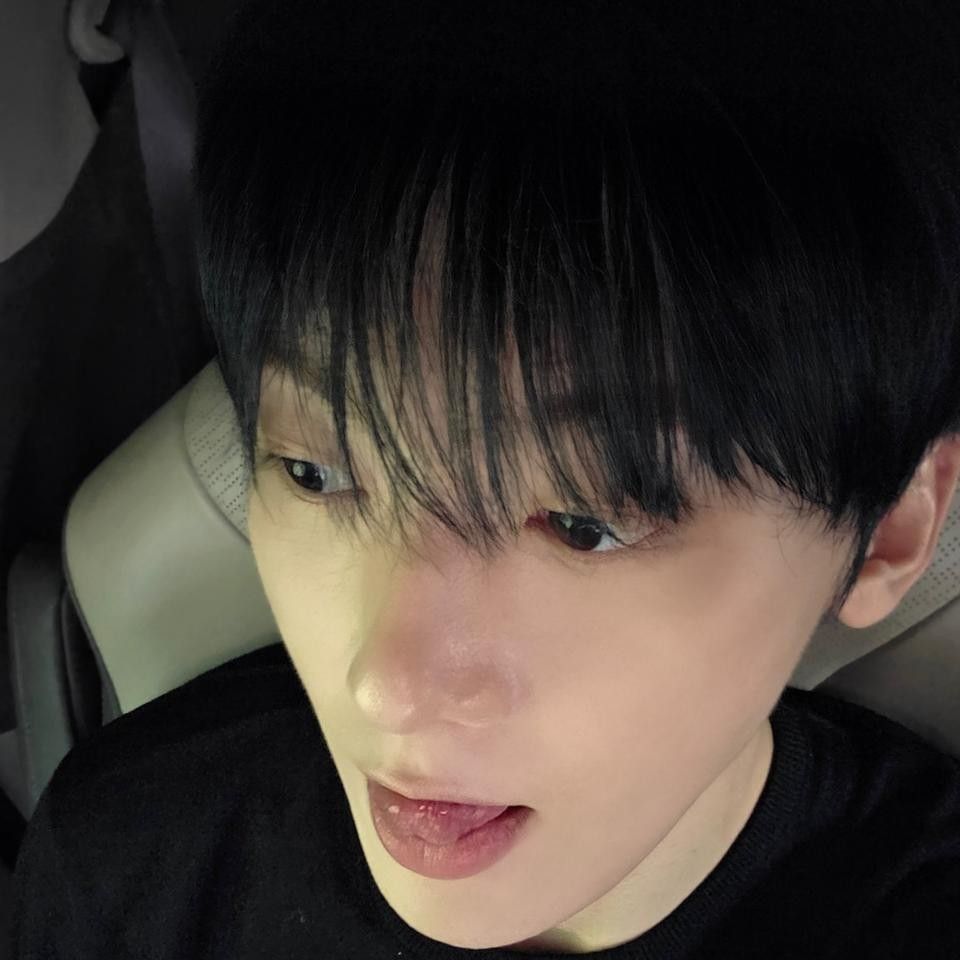 尹產賀的最新照片