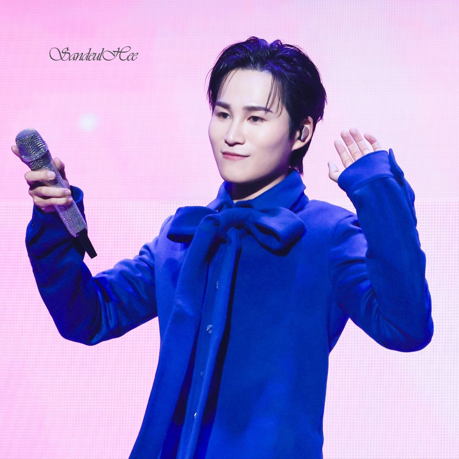 Cuplikan di balik layar dari Kim Heejae