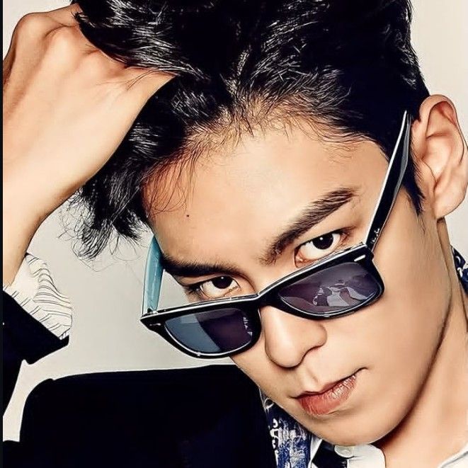 Behind-the-scenes cut of T.O.P