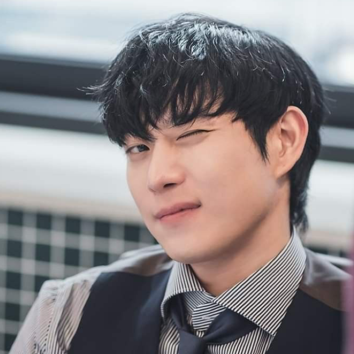 Behind-the-scenes cut of Kim Youngdae