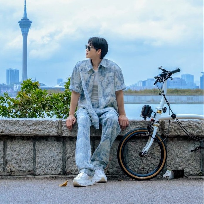 Behind-the-scenes cut of Lim Siwan