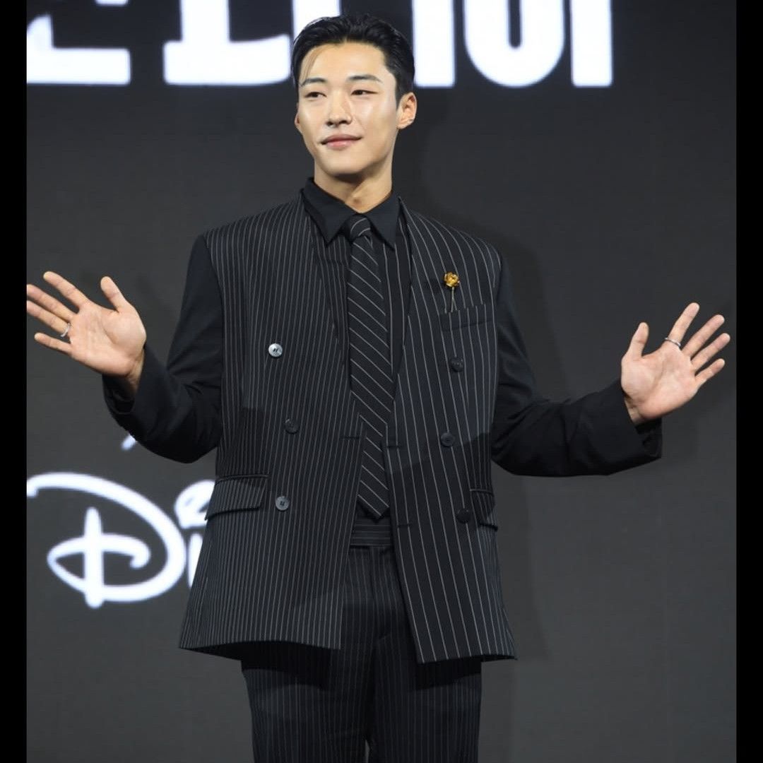 Behind-the-scenes cut of Woo Dohwan