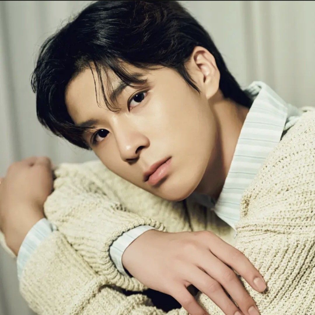 Foto terbaru dari Jeong Dongwon