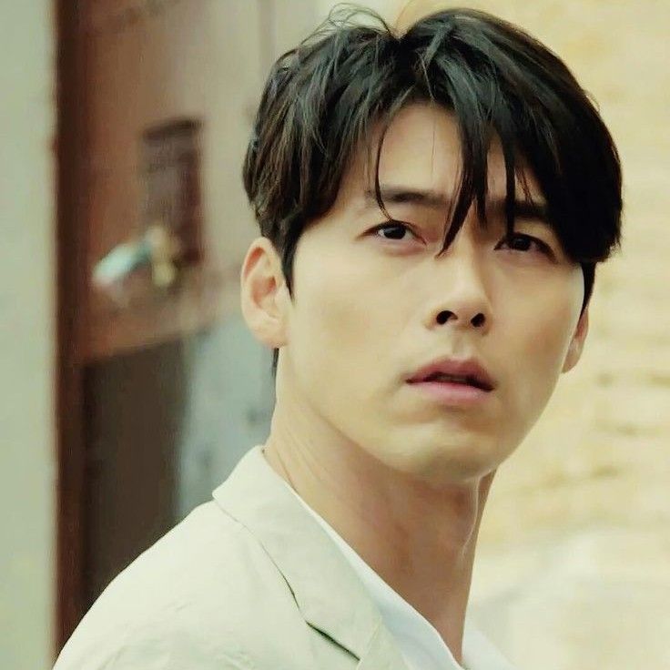 A moment captured by a fan of Hyun Bin