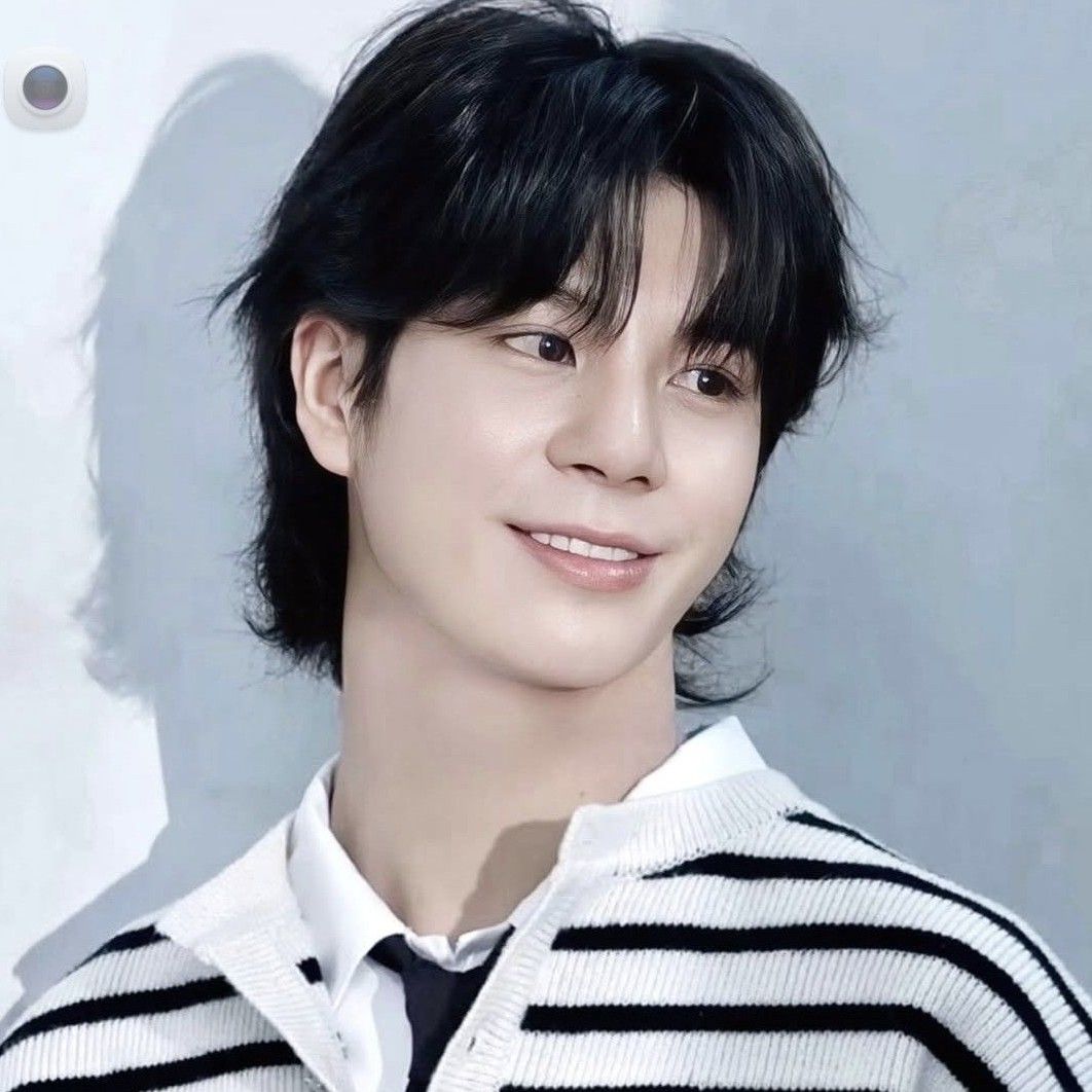 粉丝拍下的郑东元瞬间