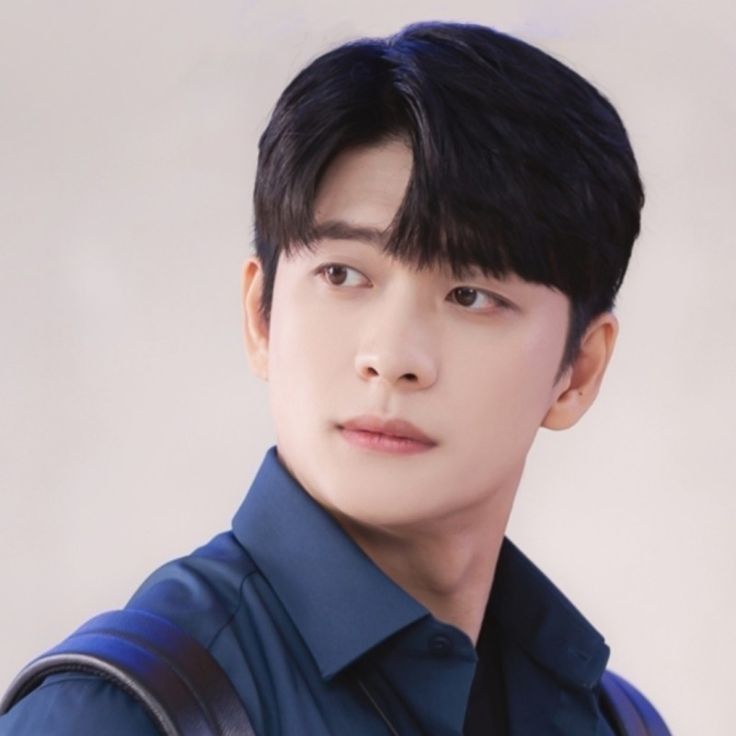 A moment captured by a fan of Kang Taeoh