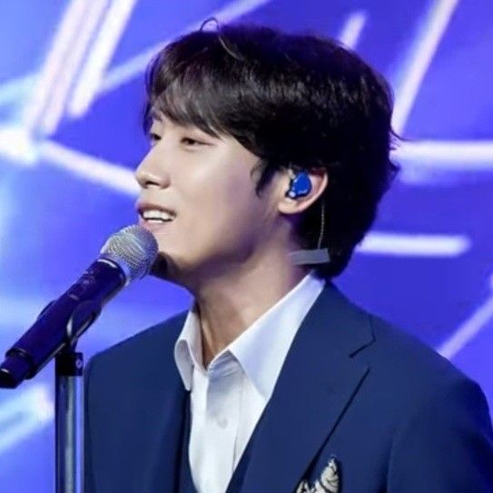 Latest photo of Choi Woojin
