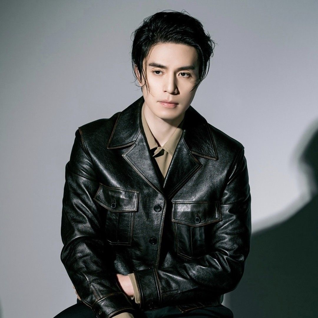A moment captured by a fan of Lee Dongwook