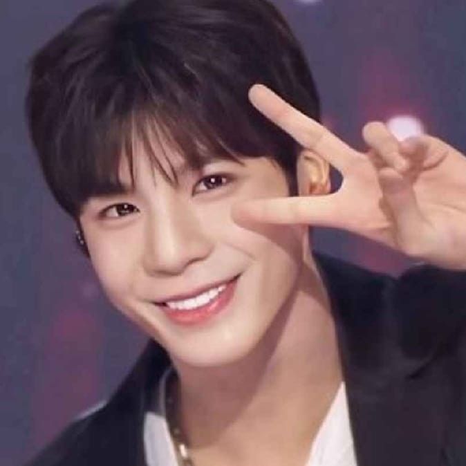 Recent activity shot of Jeong Dongwon