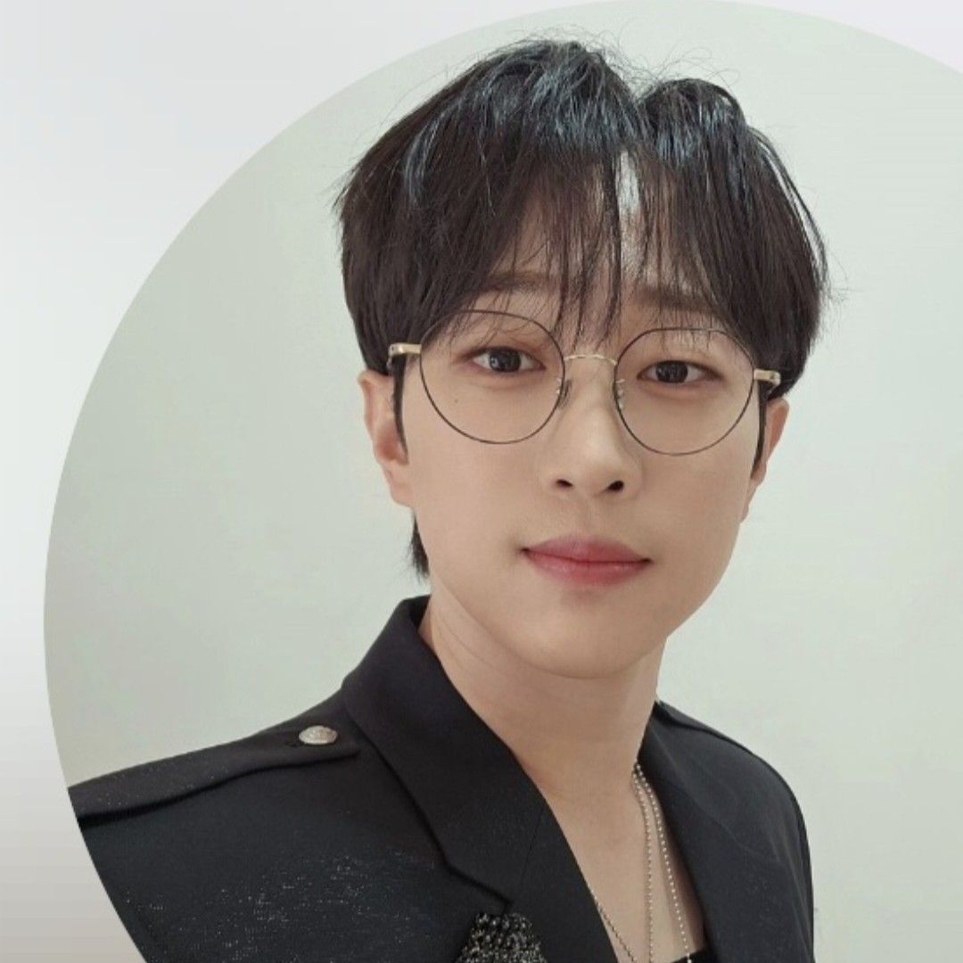 Recent activity shot of An Sunghoon