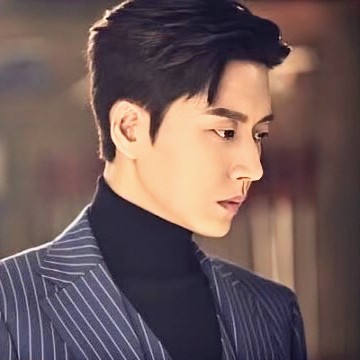 Behind-the-scenes cut of Park Haejin