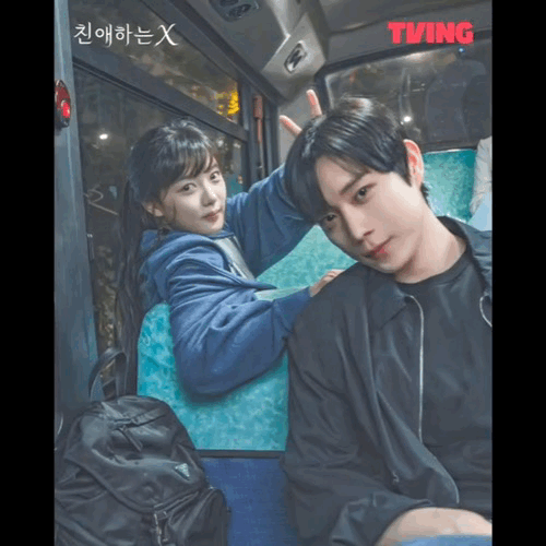 A moment captured by a fan of Kim Youngdae