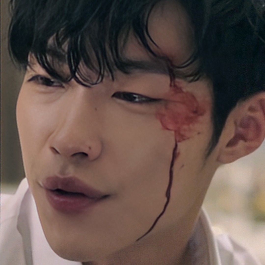 Behind-the-scenes cut of Woo Dohwan