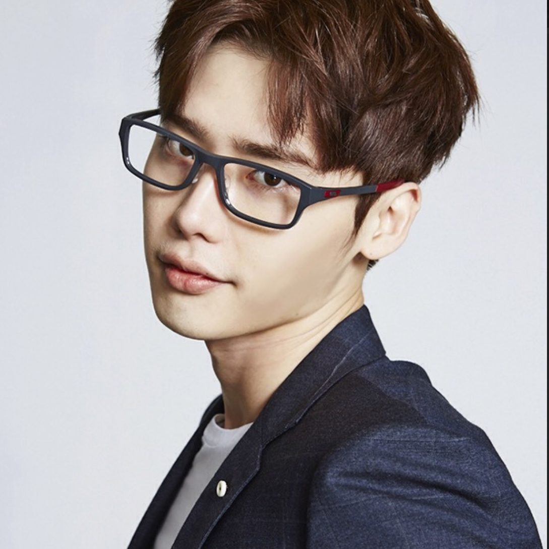 A moment captured by a fan of Lee Jongsuk