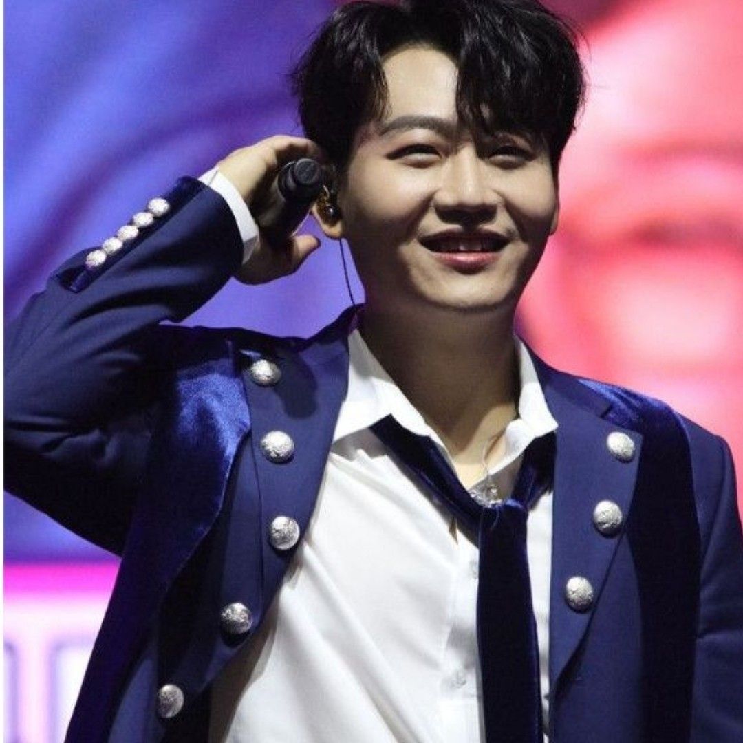 Behind-the-scenes cut of Min Soohyun