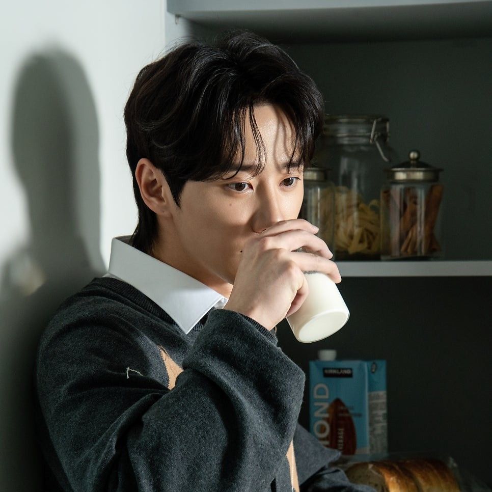 Latest photo of Lee Junyoung