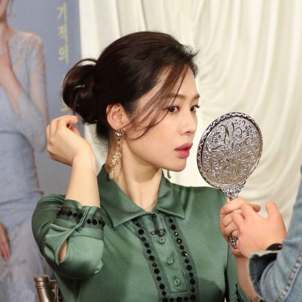 Representative photo of Kim Hyunjoo showing their charm