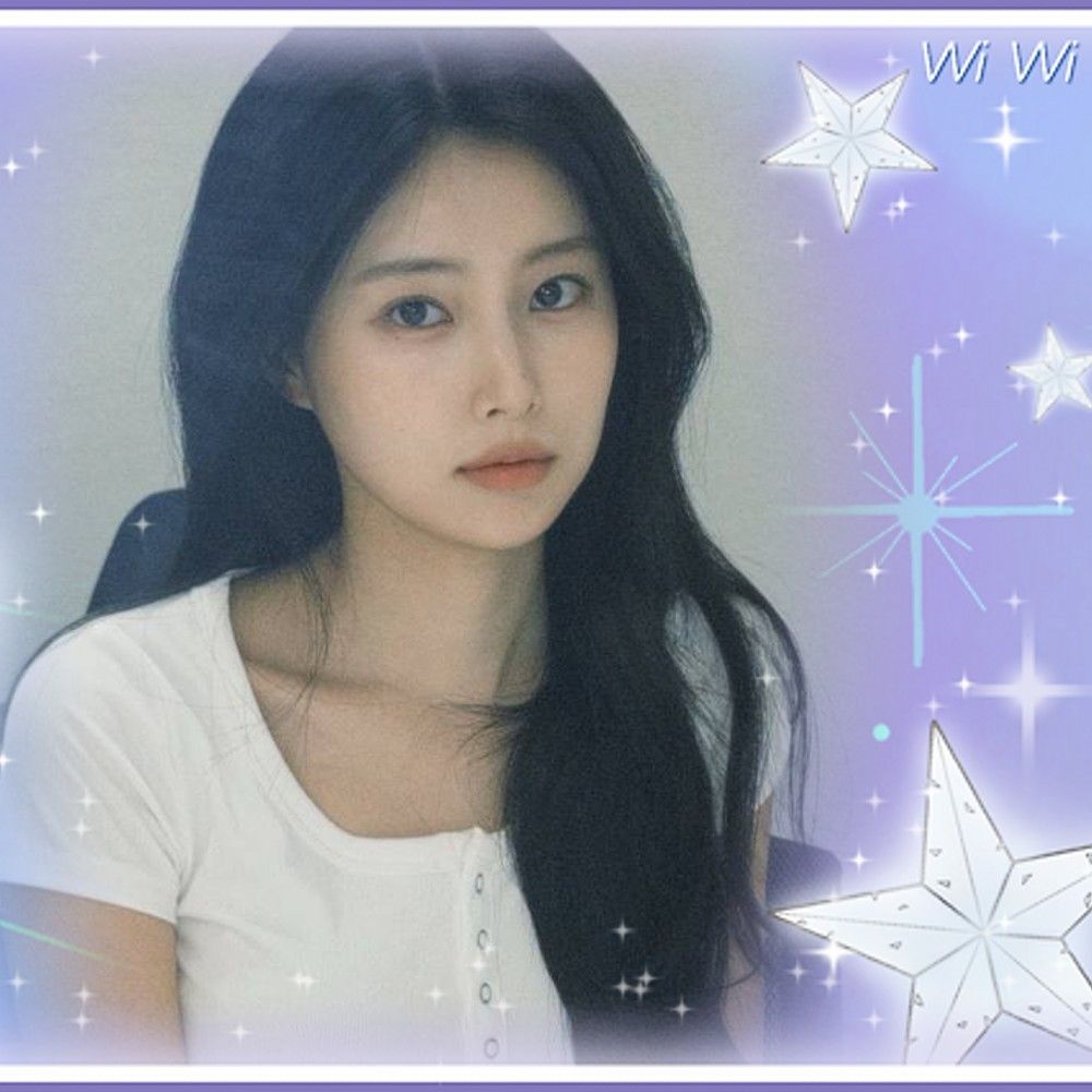 A moment captured by a fan of Kang Hyewon