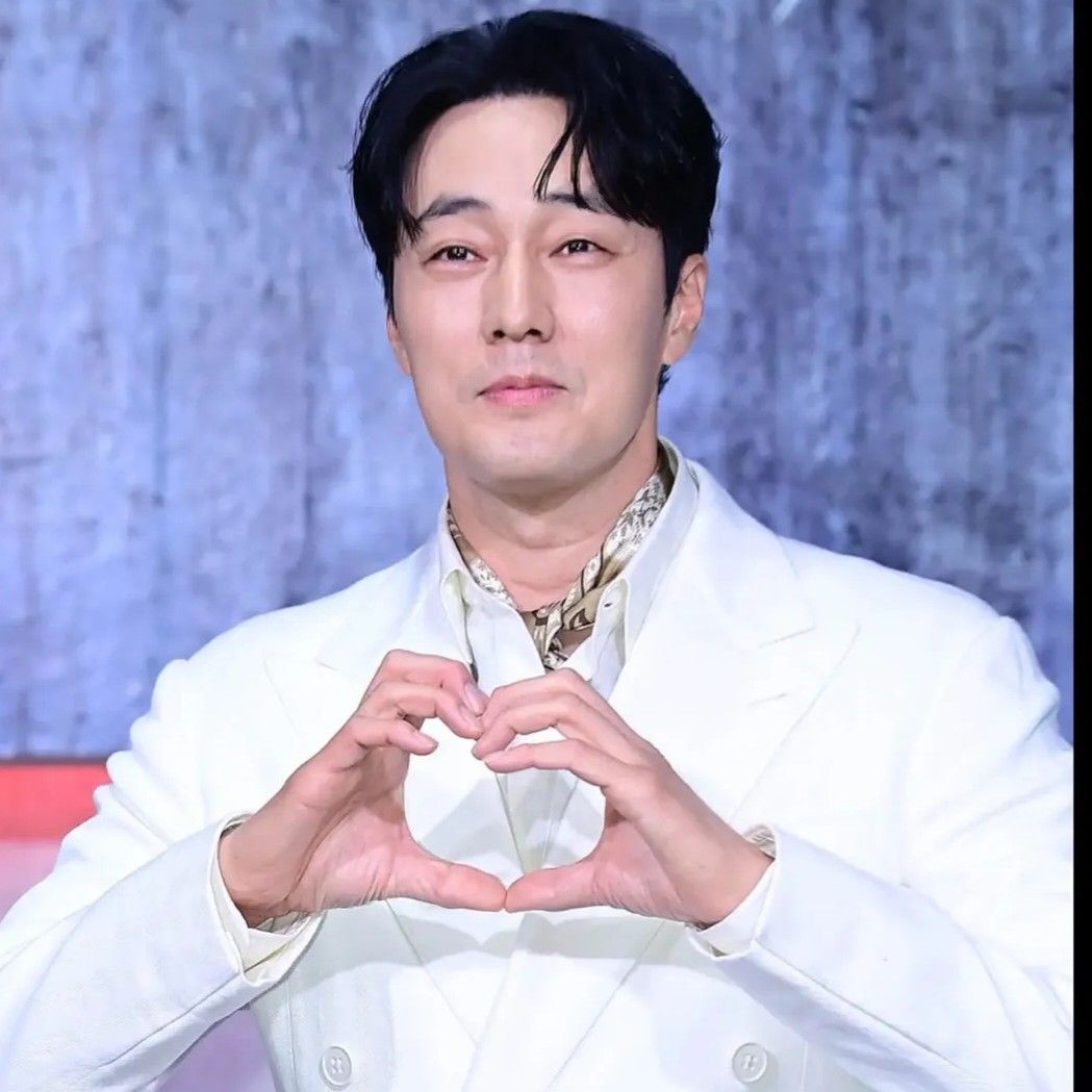 Recent activity shot of So Jisub