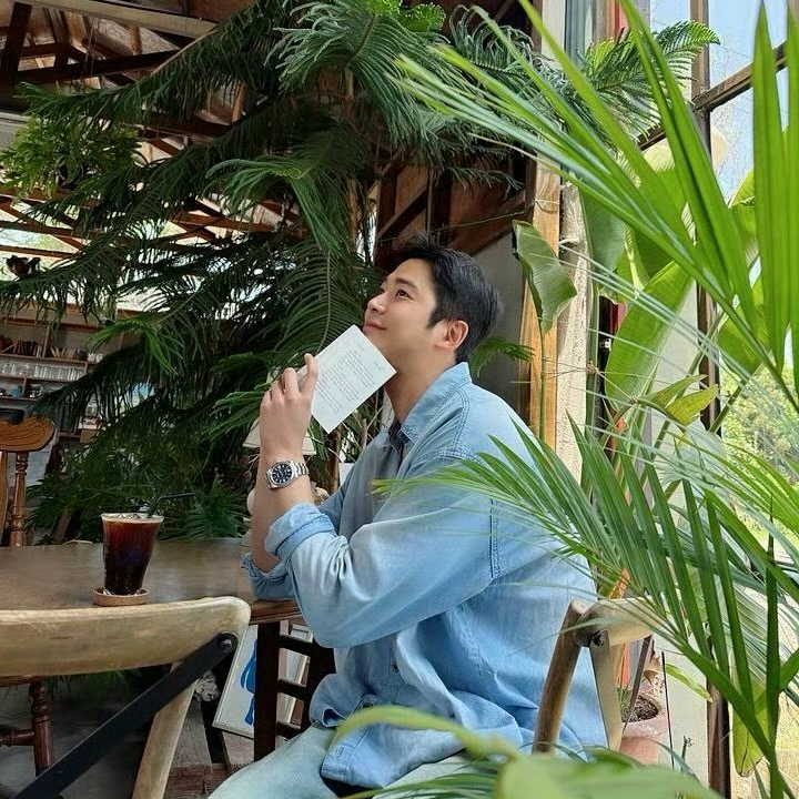 Latest photo of Rowoon