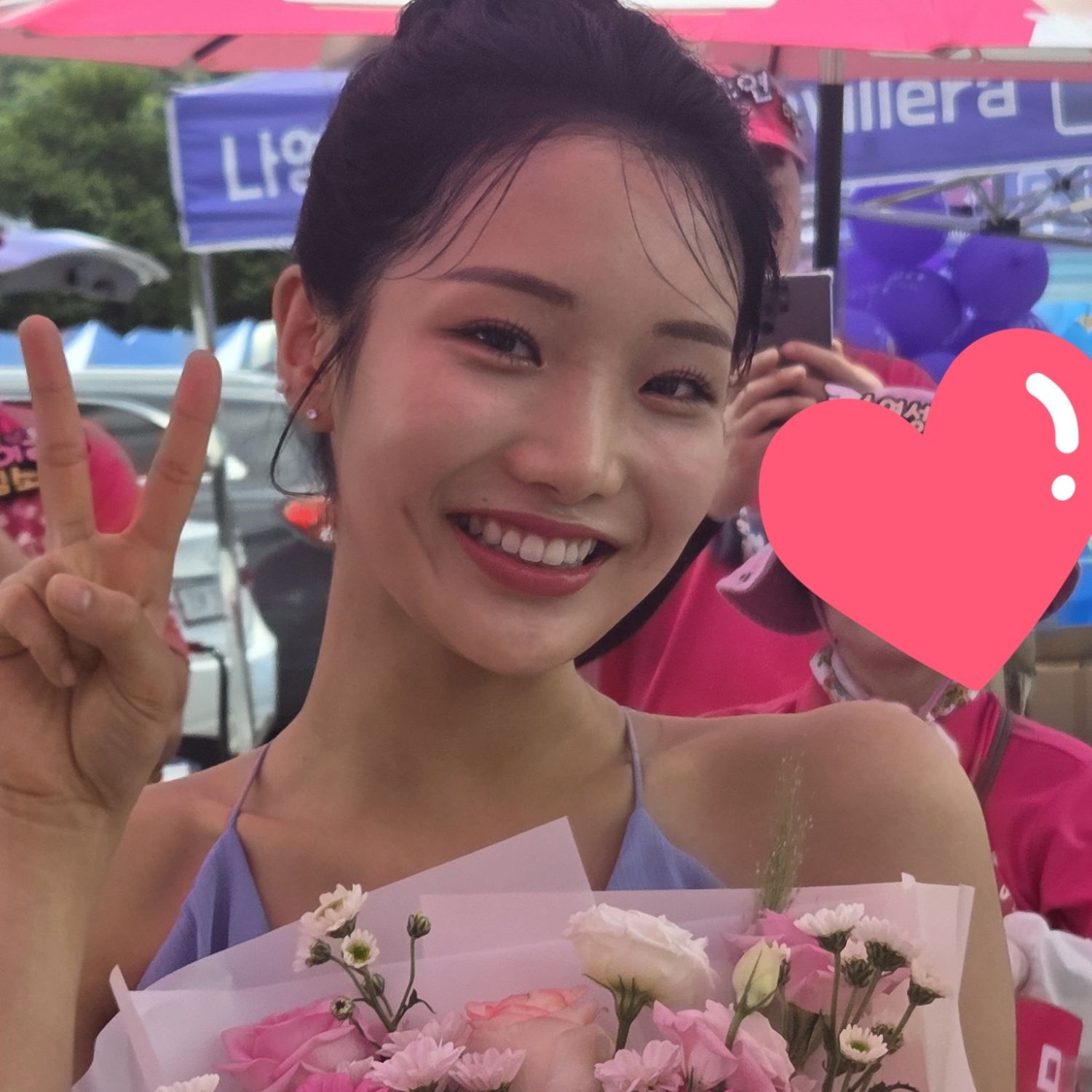 Behind-the-scenes cut of Kim Soyeon (2004)